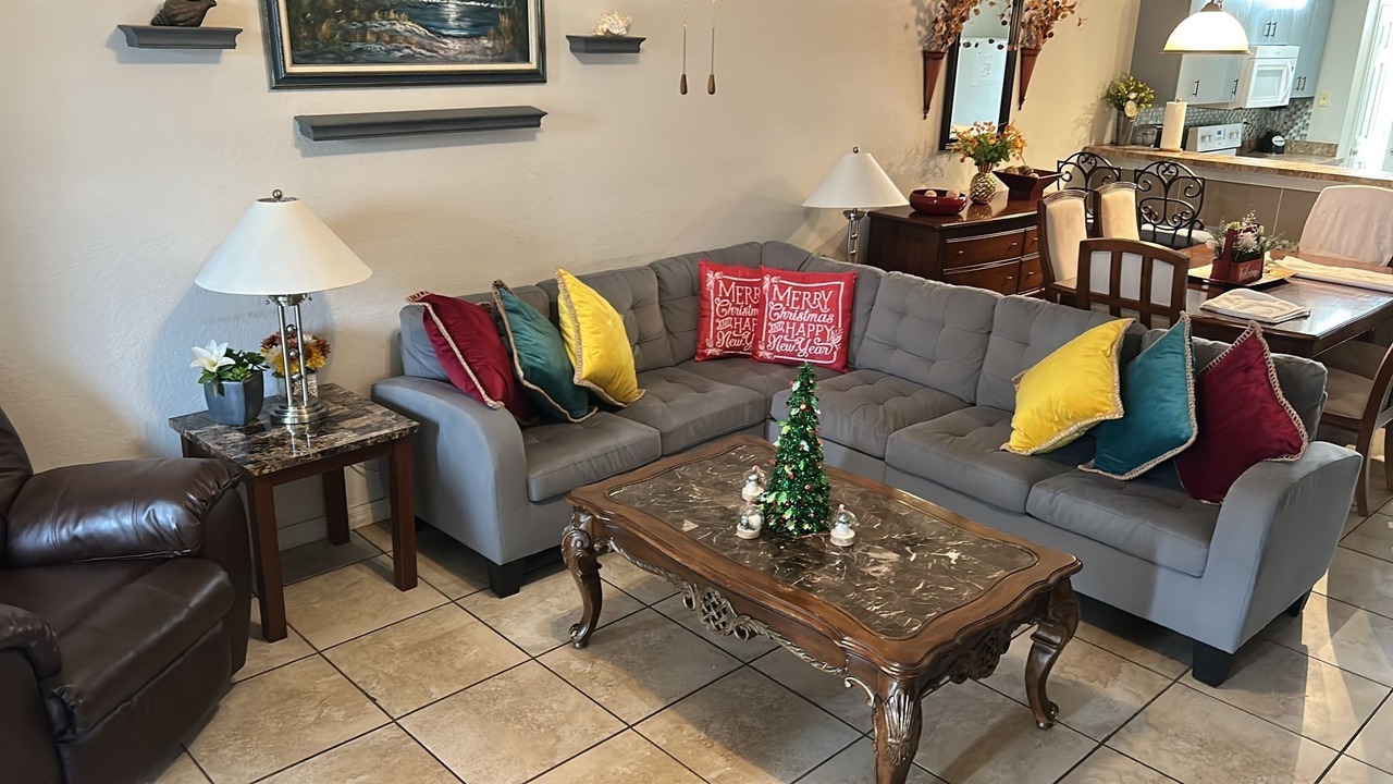 Photo of Livingroom in Haines City
