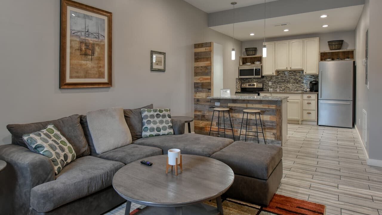 Photo of Livingroom in Maryville