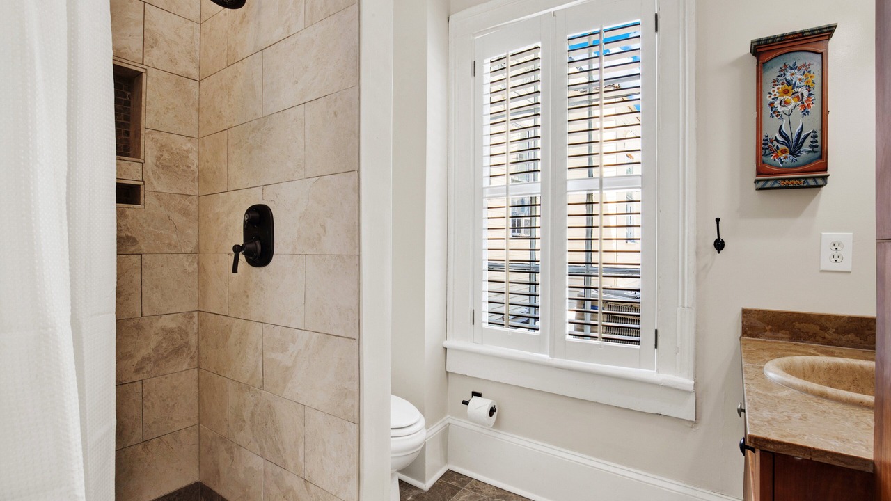 Photo of Bathroom in Savannah Victorian District