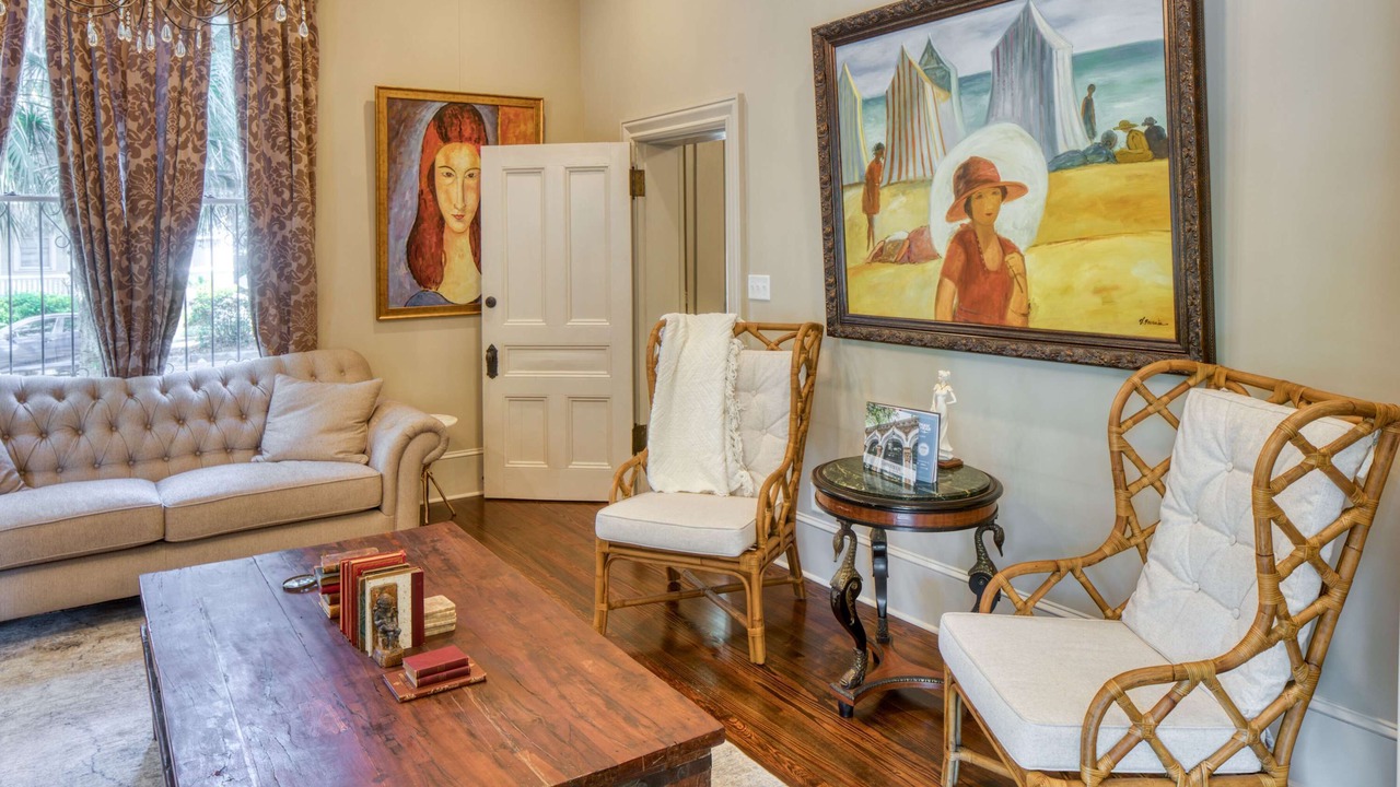 Photo of Livingroom in Metropolitan