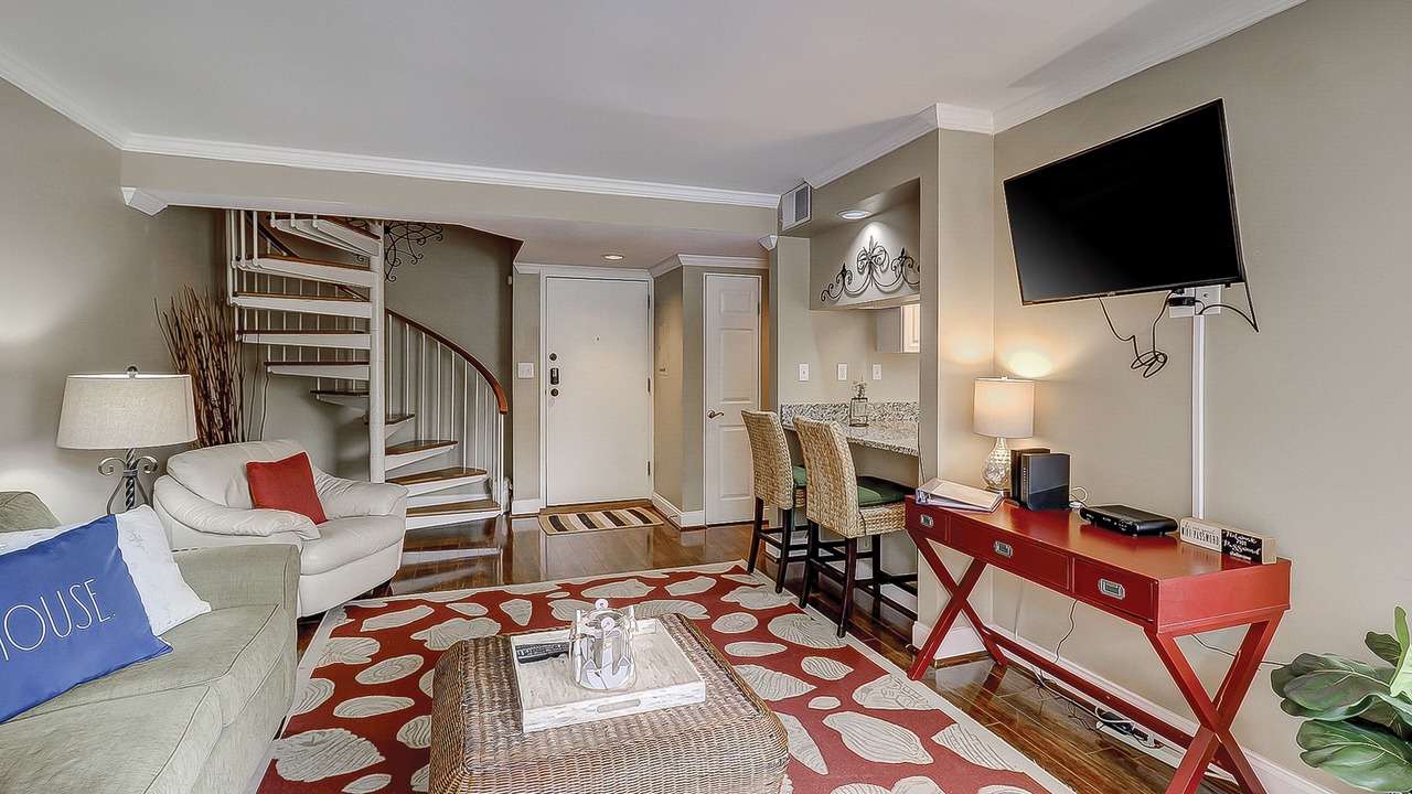 Photo of Livingroom in Shelter Cove