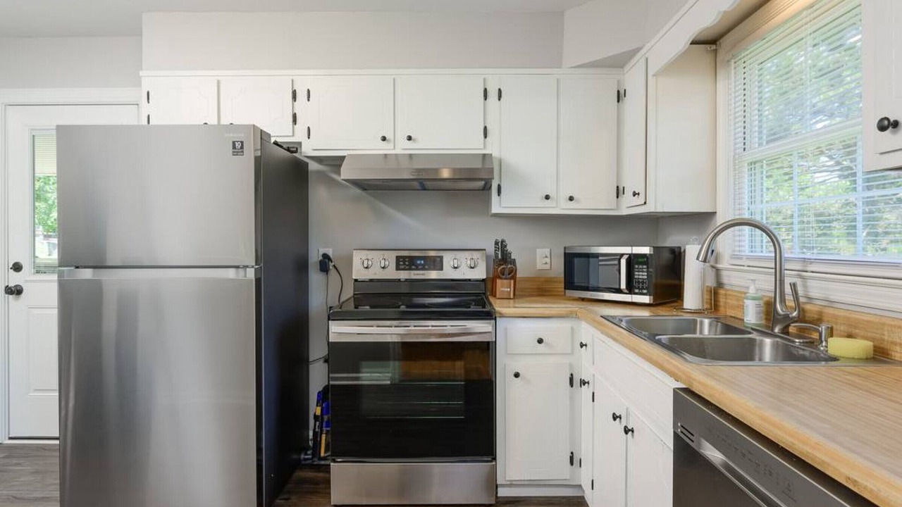 Photo of Kitchen in Lupton City