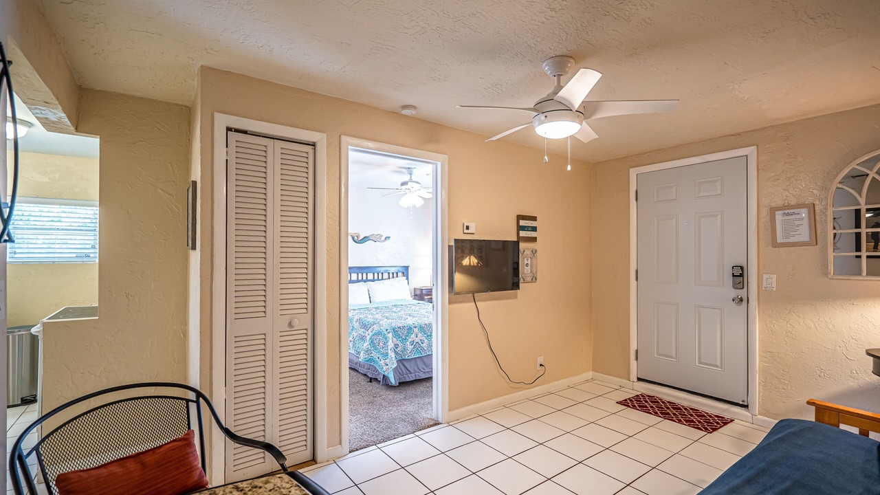 Photo of Bedroom in Lake Worth