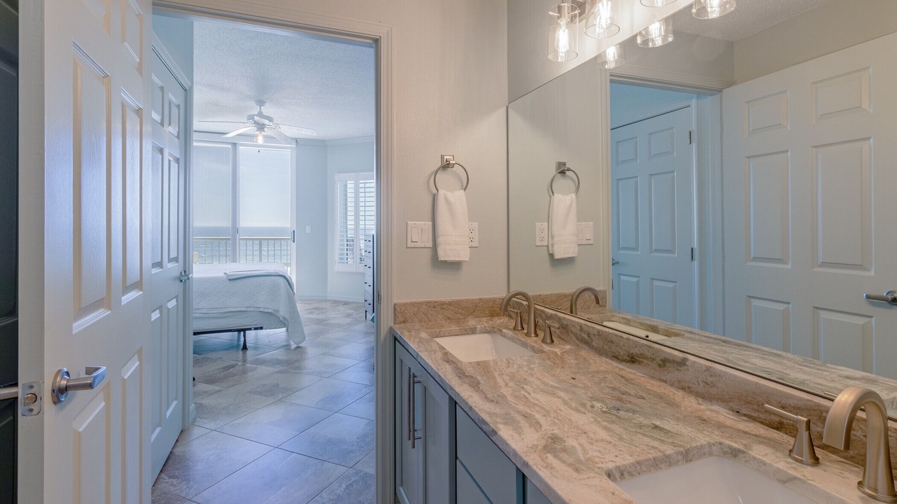 Photo of Bathroom in Navarre Beach