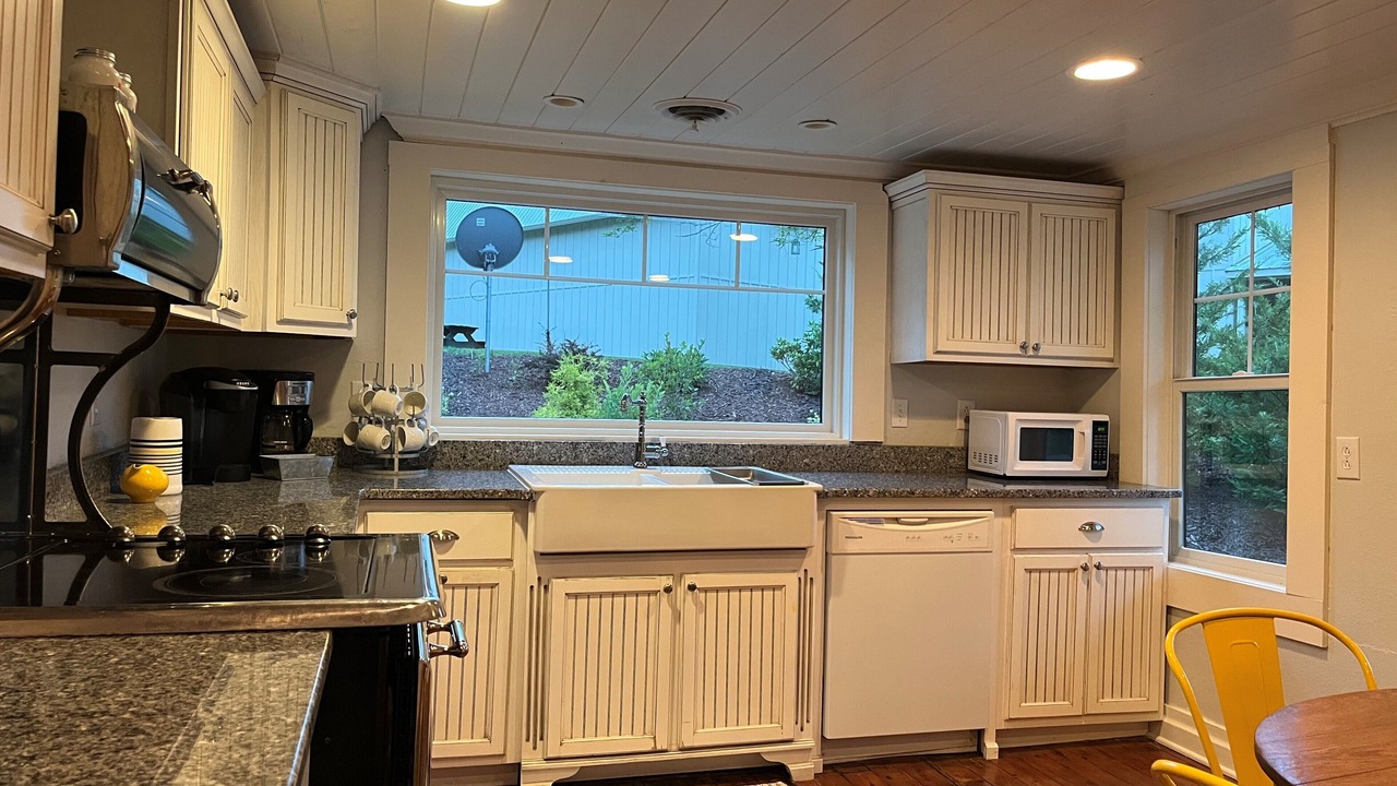 Photo of Kitchen in Hendersonville