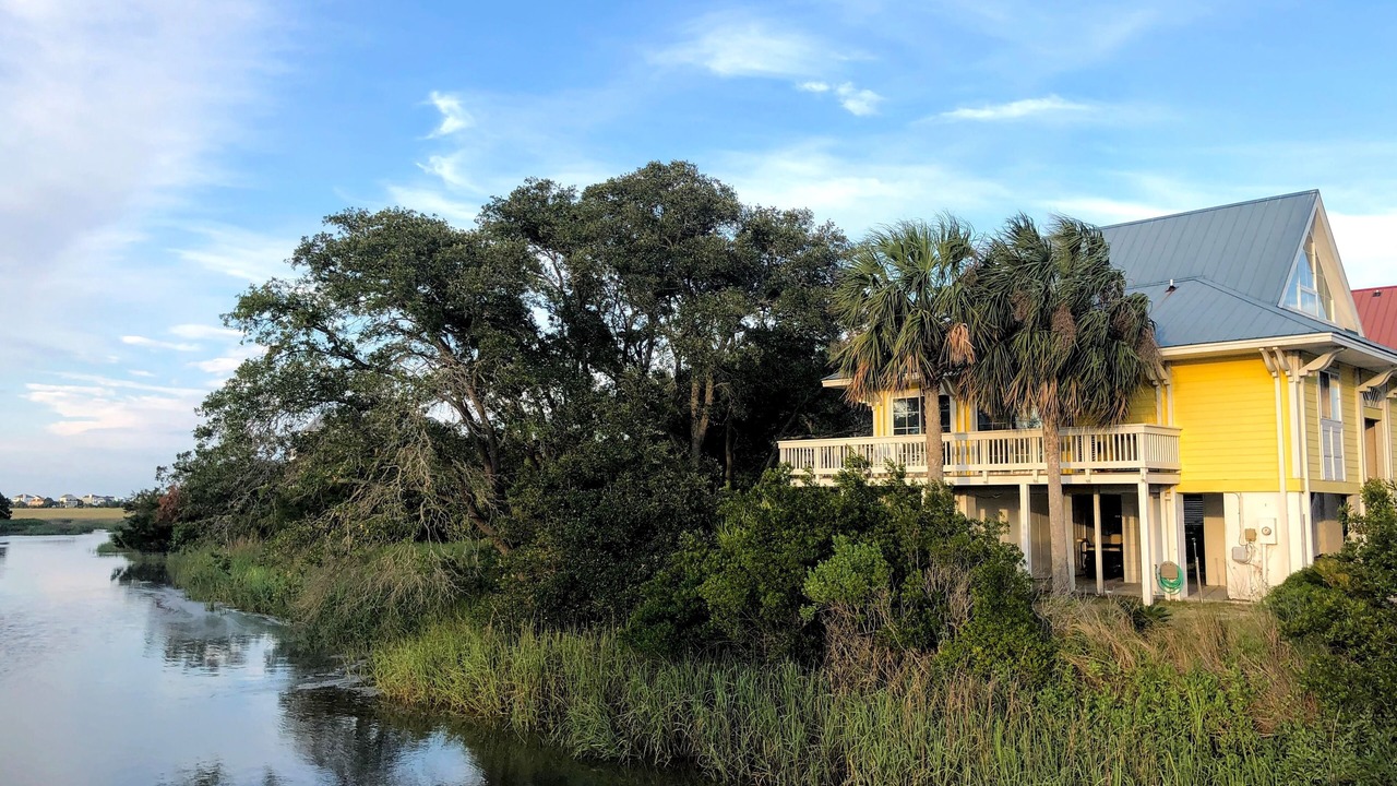 Photo of Outdoor in Oceanmarsh Subdivision