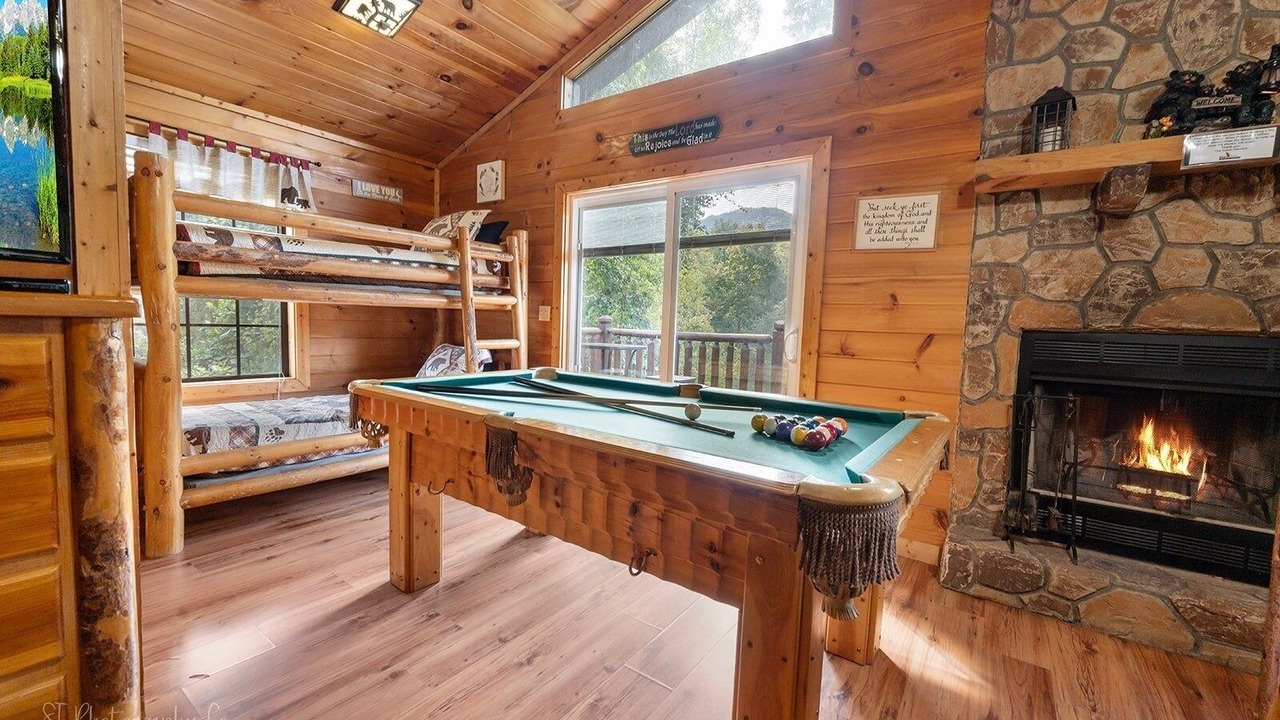 Photo of Livingroom in Sevierville