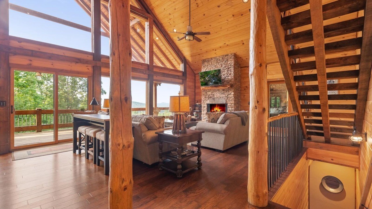 Photo of Bedroom in Raccoon Ridge
