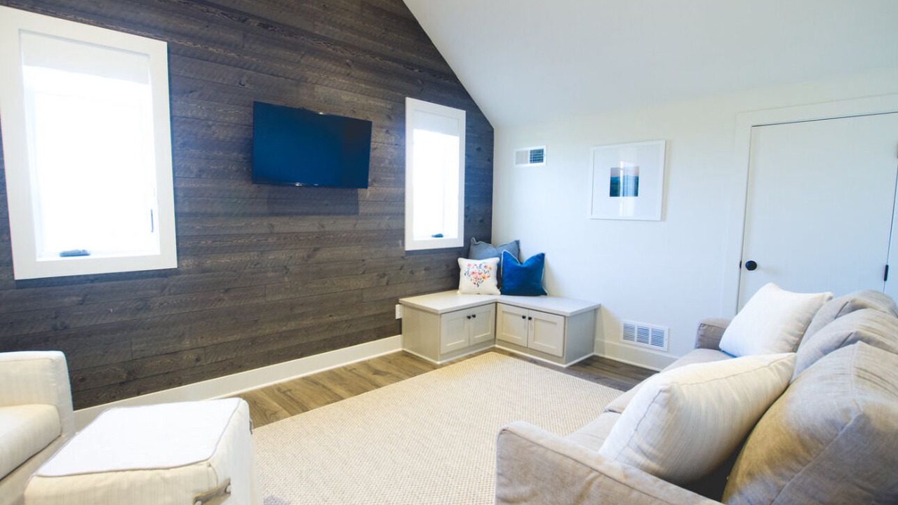 Photo of Livingroom in Cleveland
