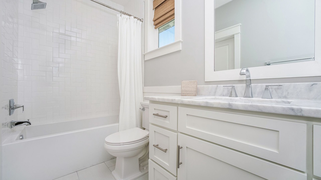 Photo of Bathroom in Rosemary Beach
