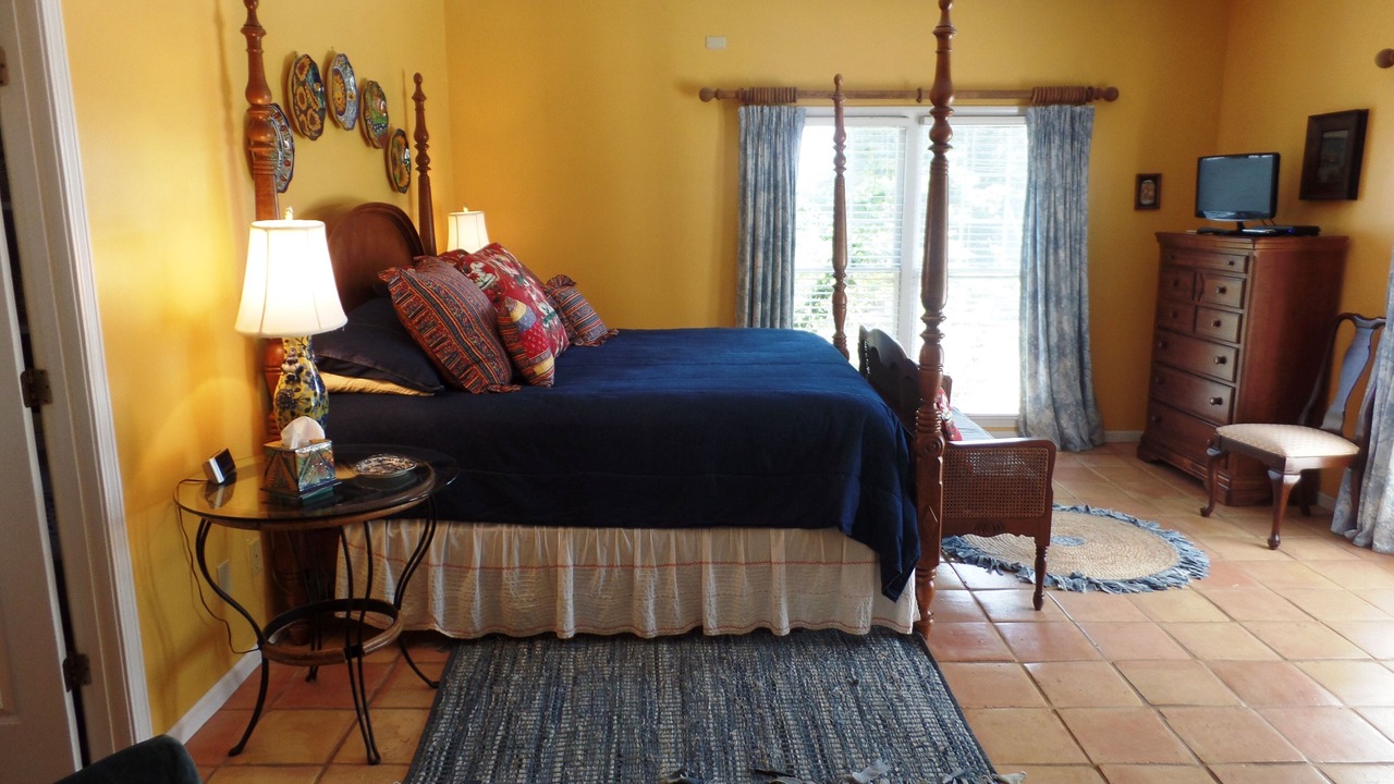 Photo of Bedroom in Maryville