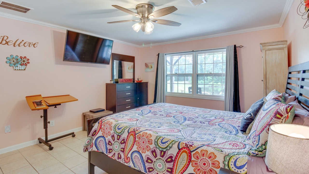 Photo of Bedroom in Silver Creek