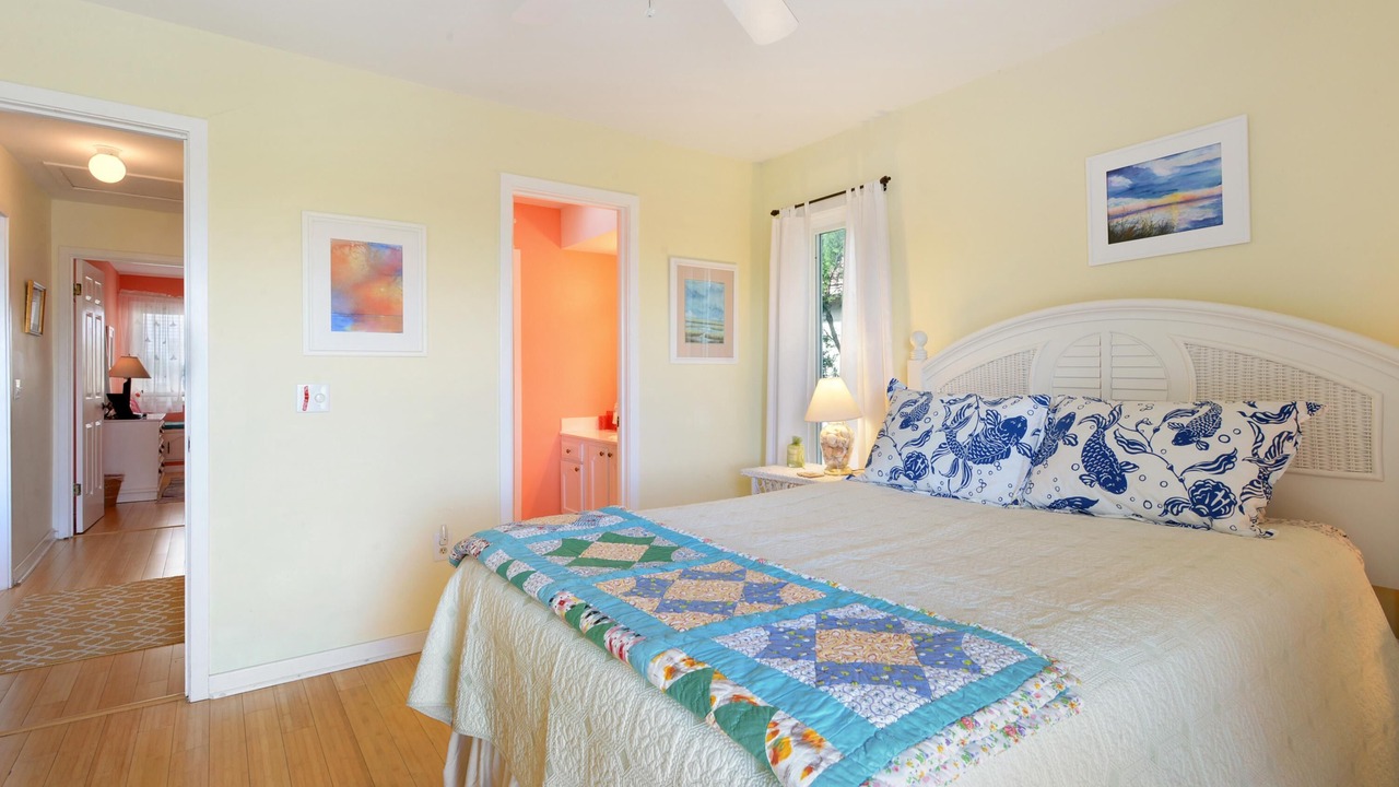 Photo of Bedroom in Oceanmarsh Subdivision