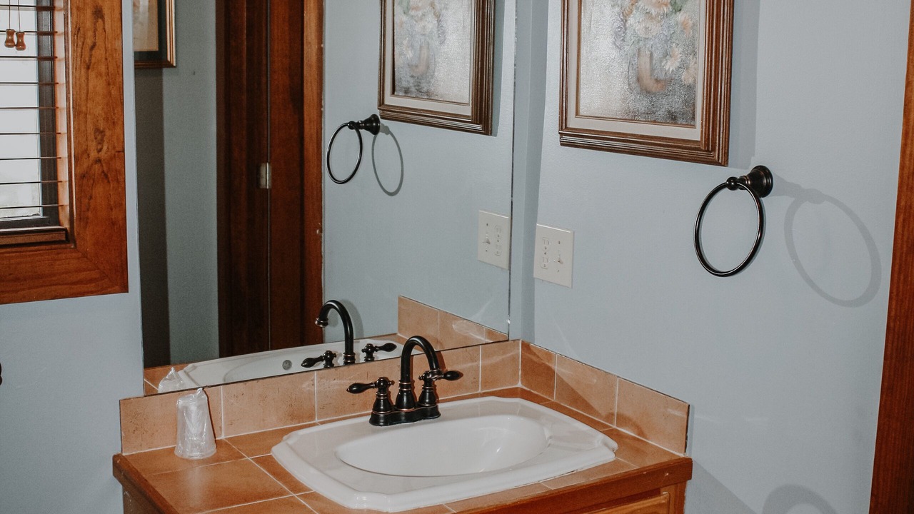 Photo of Bathroom in Morris