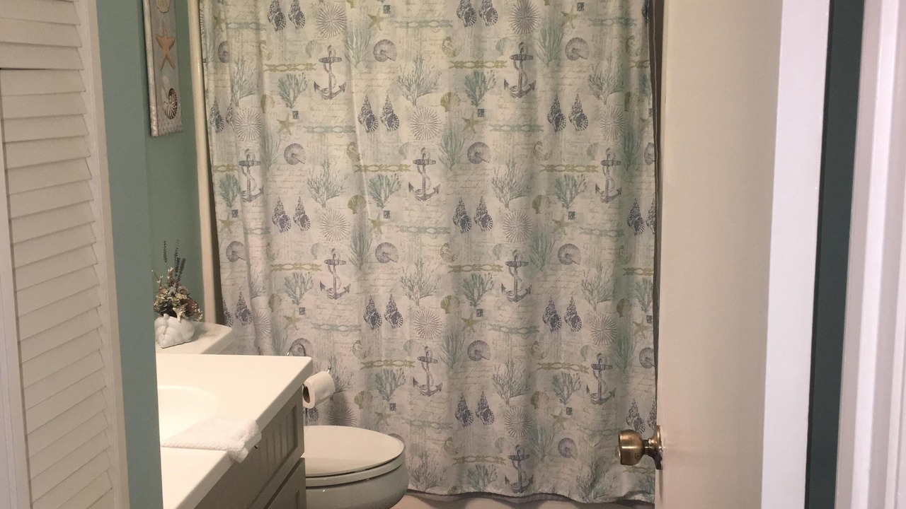 Photo of Bathroom in Saint Simons Heights