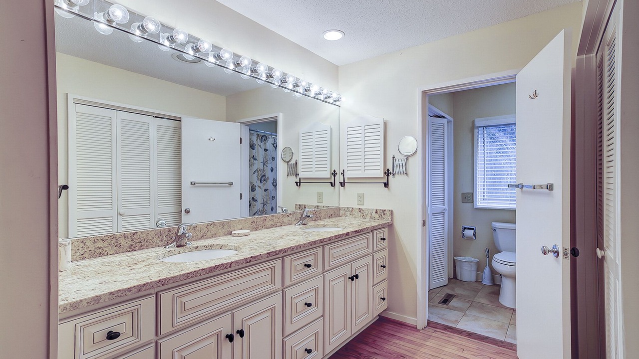 Photo of Bathroom in South Beach