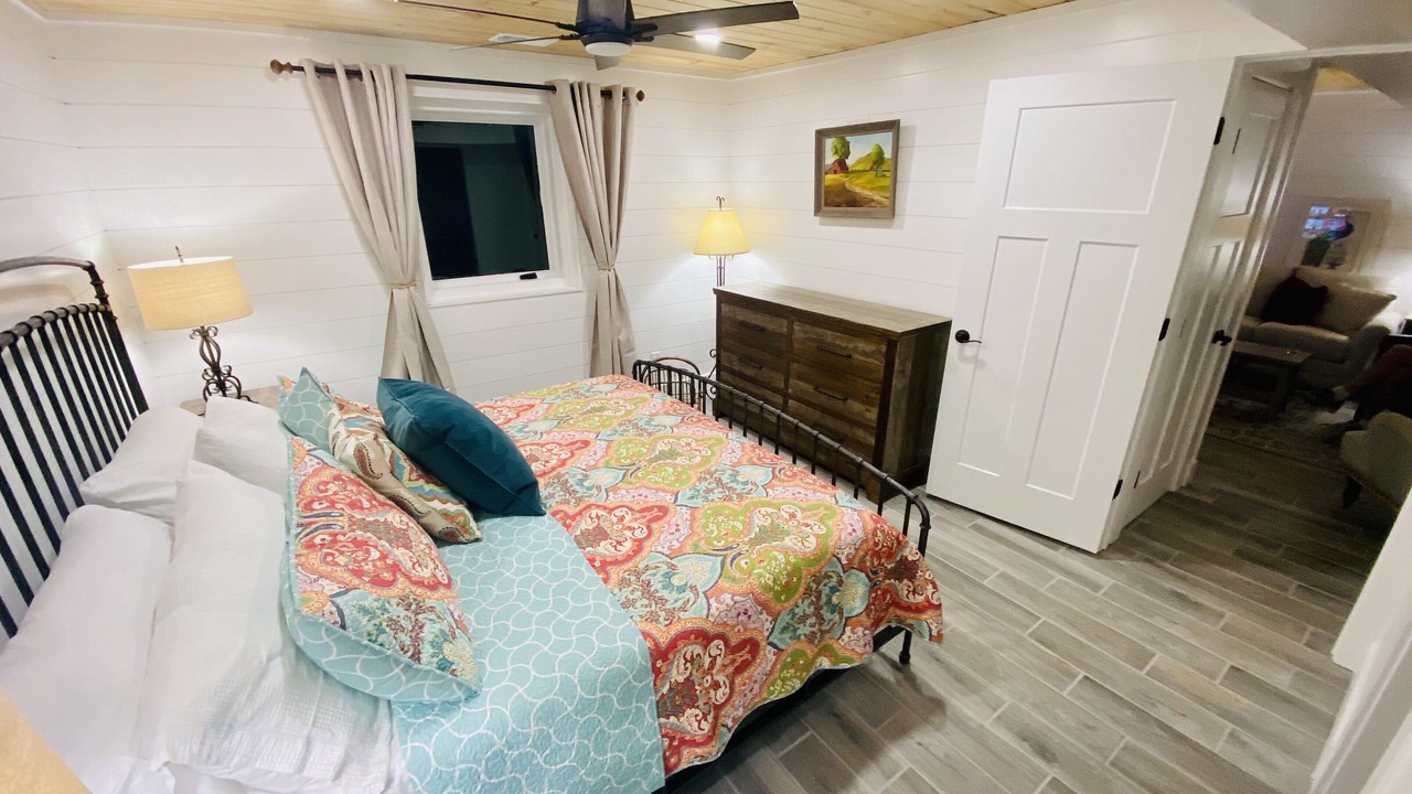 Photo of Bedroom in Sky Valley