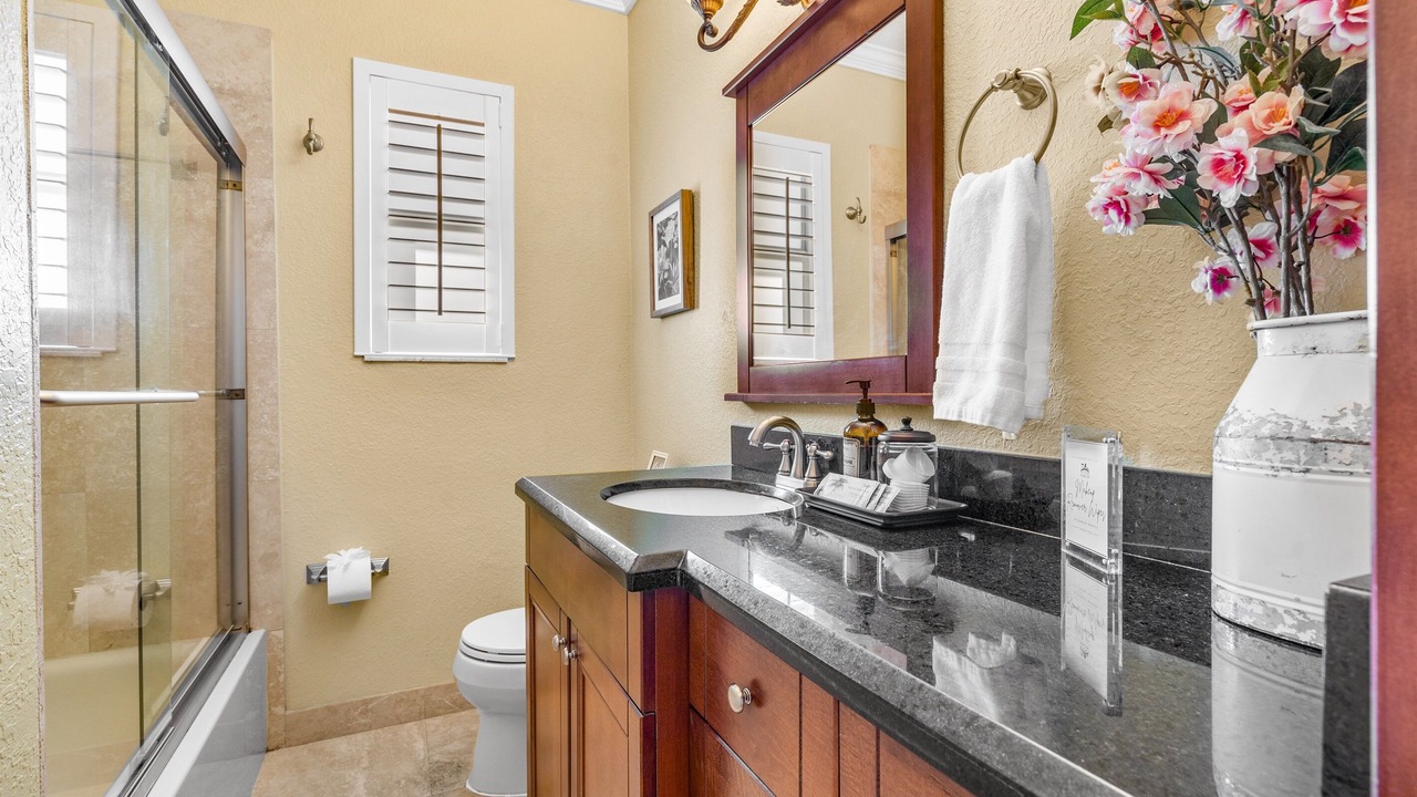 Photo of Bathroom in Del-Ida Park Historic District