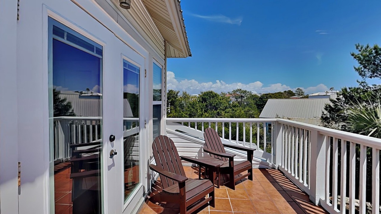 Photo of Patio Balcony in Lakeside at Blue Mountain Beach