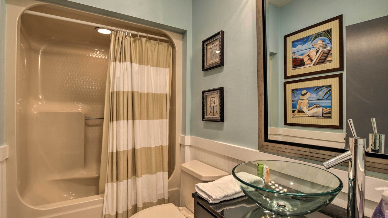 Photo of Bathroom in Salem