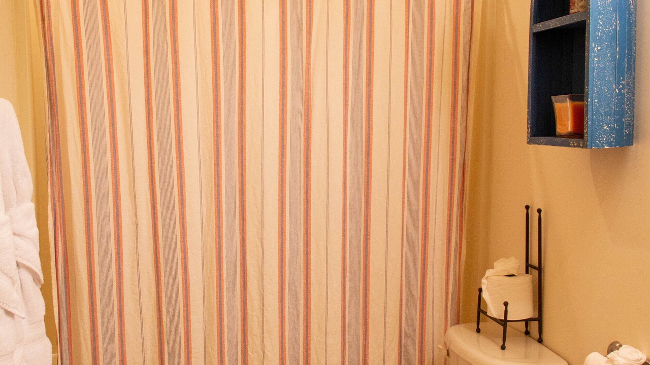 Photo of Bathroom in Six Mile
