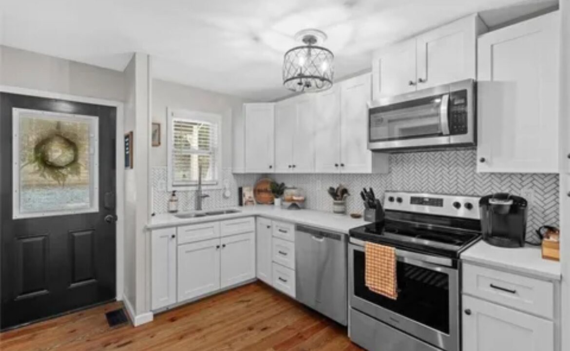 Photo of Kitchen in Helen