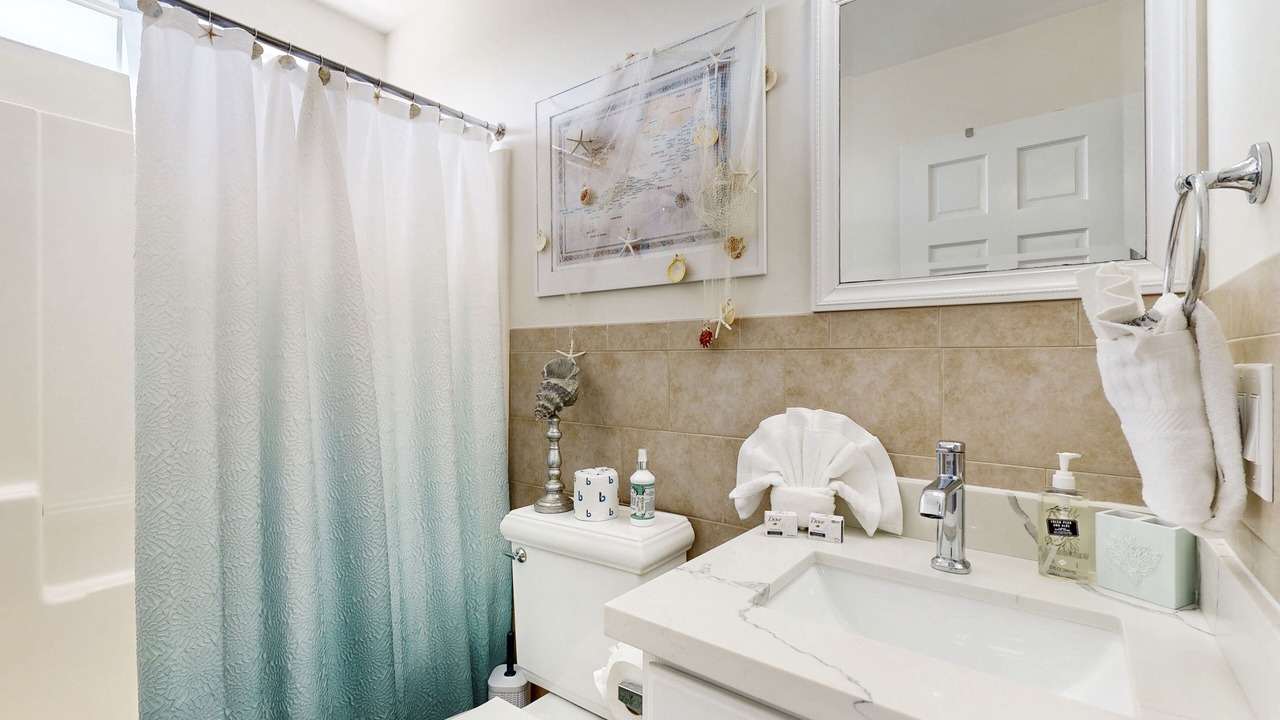 Photo of Bathroom in Cross Key Waterways