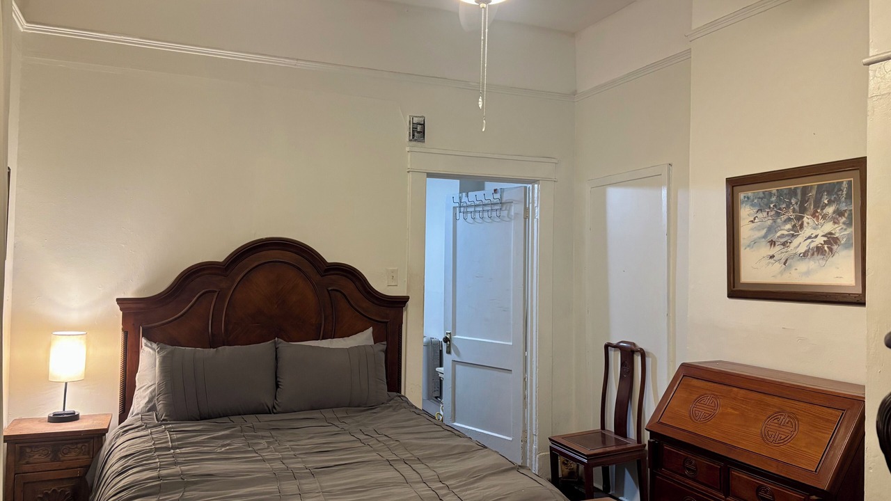 Photo of Bedroom in Mid-City