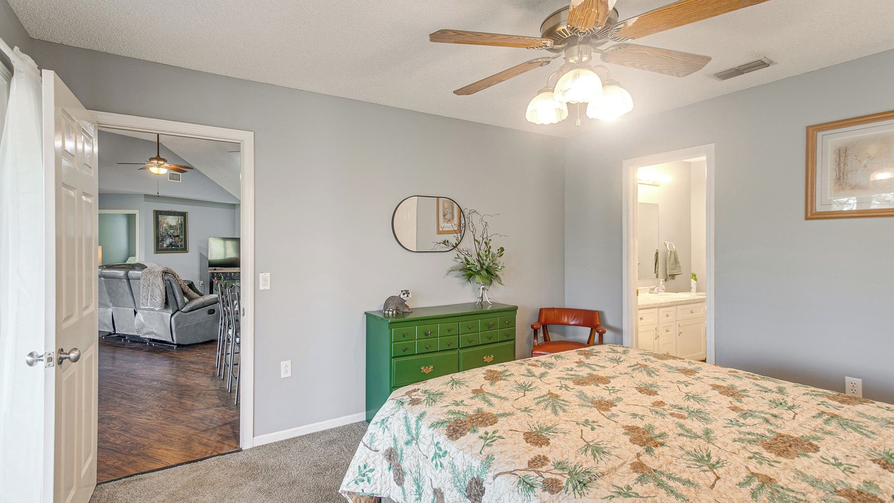 Photo of Bedroom in Jesup