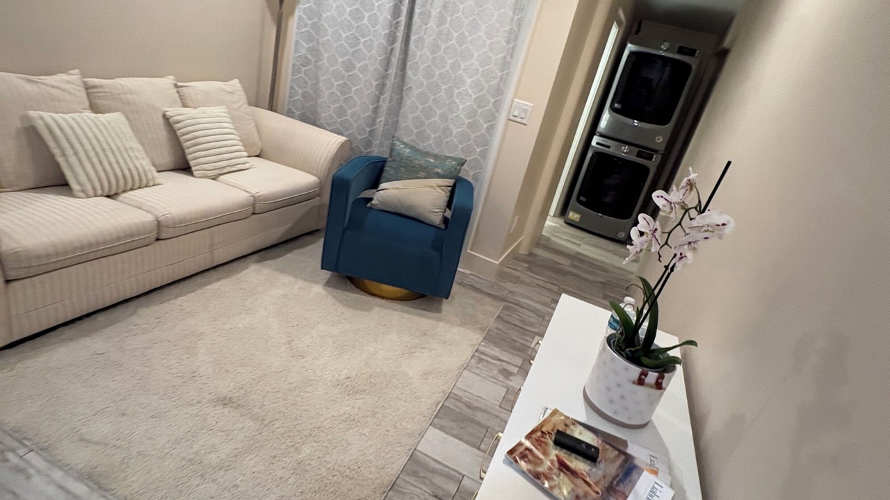 Photo of Livingroom in Riviera Beach