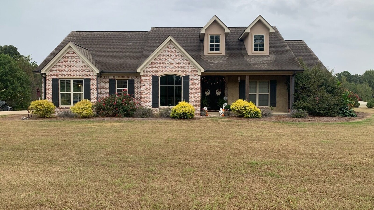 Photo of Outdoor in Elliott