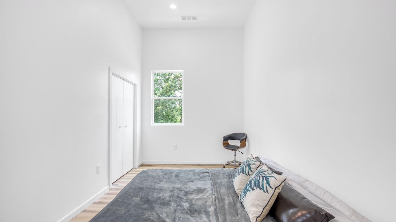 Photo of Bedroom in East Lake