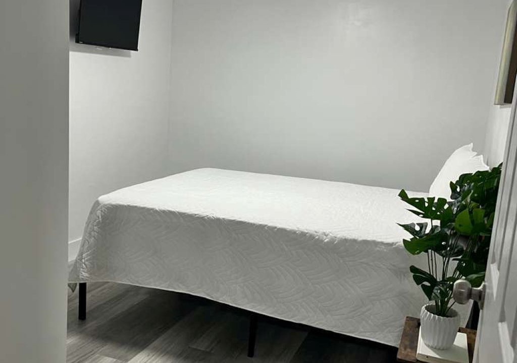 Photo of Bedroom in Tamarac