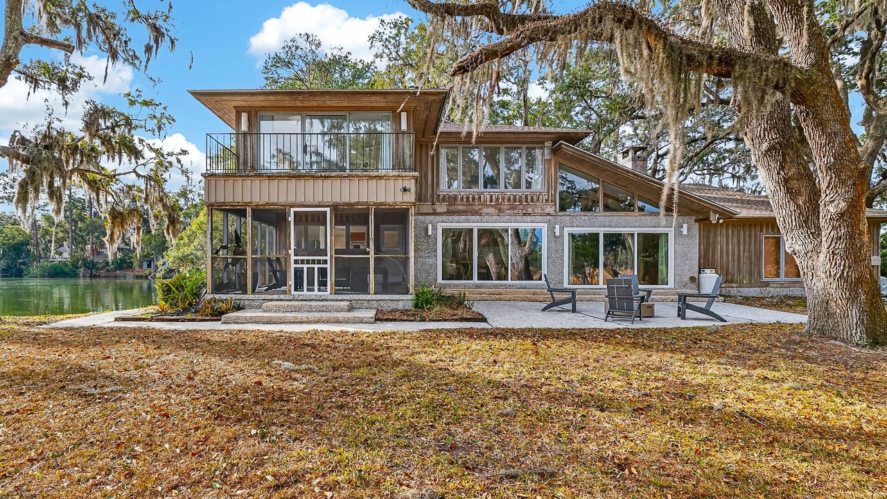 Photo of Outdoor in Country Club Estates