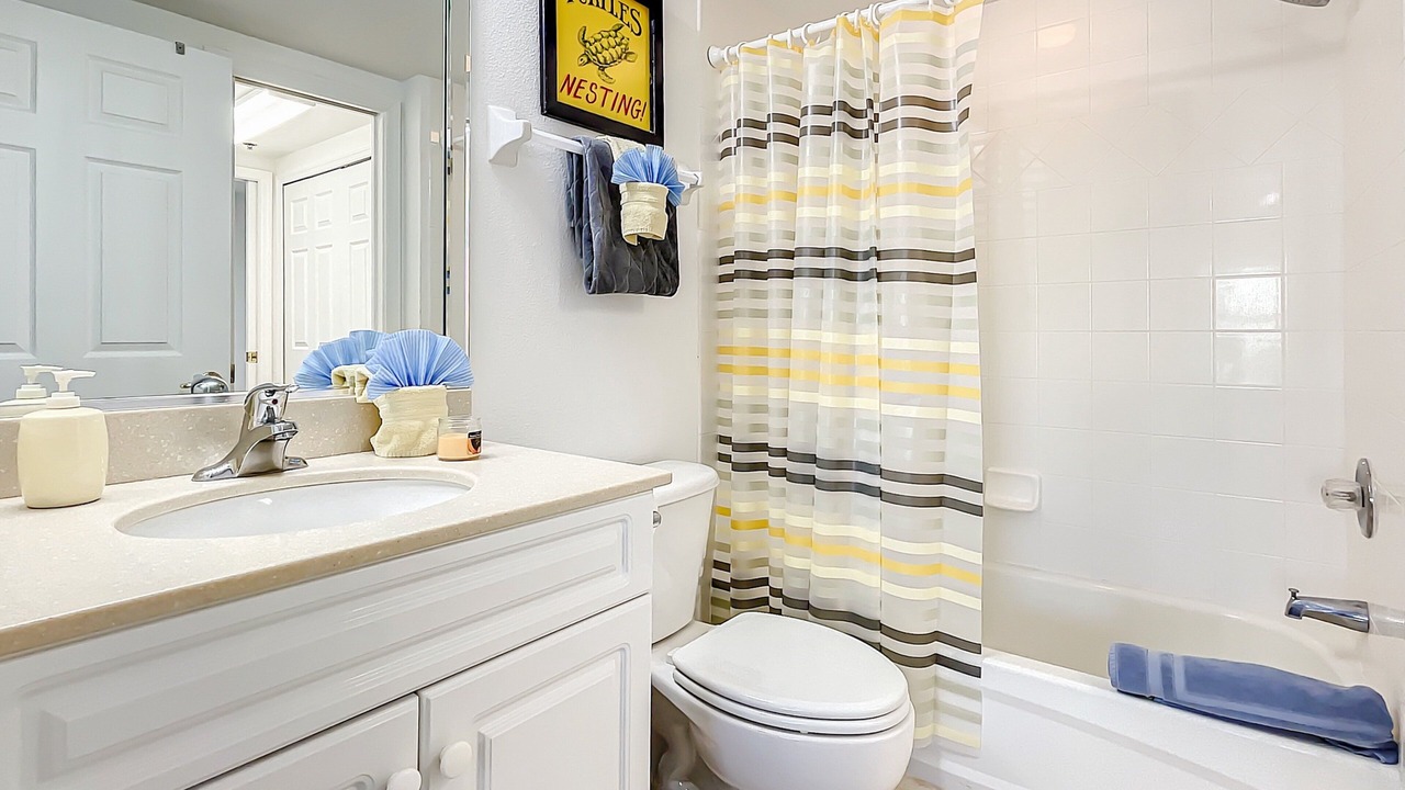 Photo of Bathroom in New Smyrna Beach