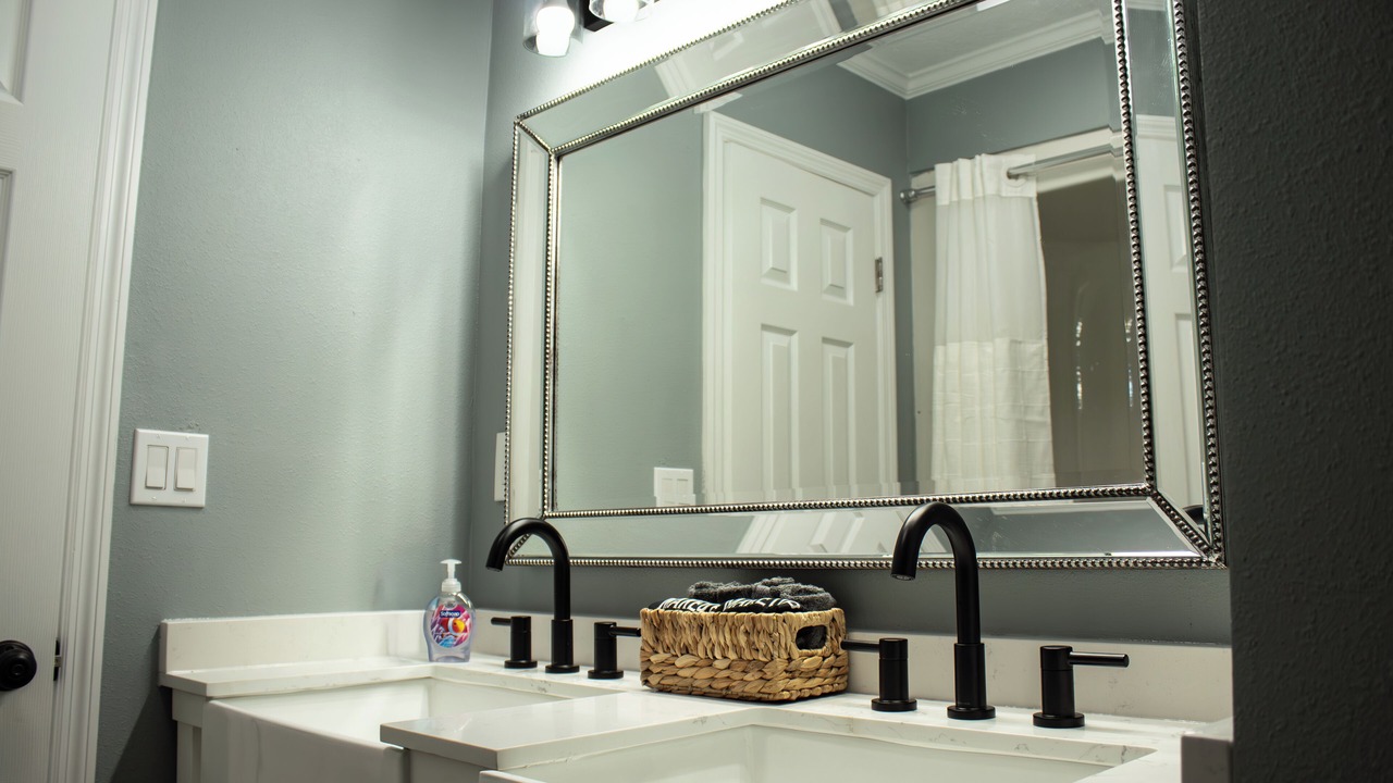 Photo of Bathroom in Jasper