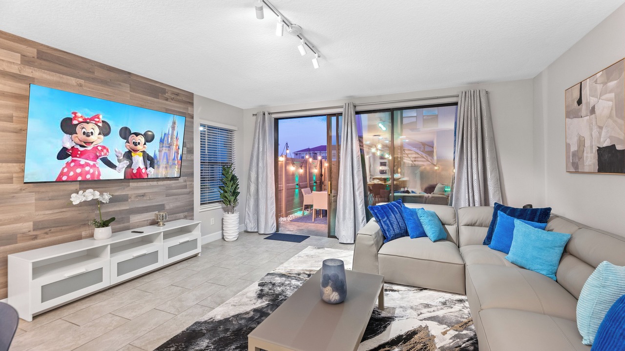 Photo of Livingroom in Eagle Pointe South
