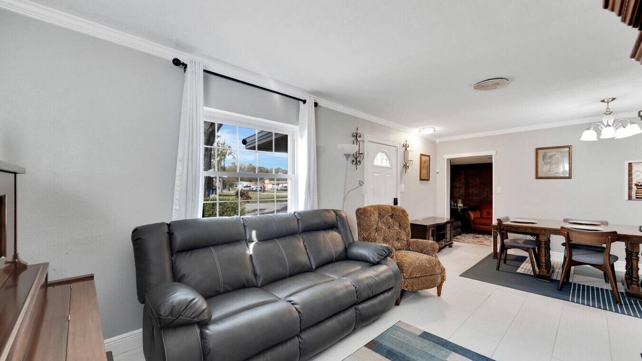 Photo of Livingroom in Greater Palm River Point CDC