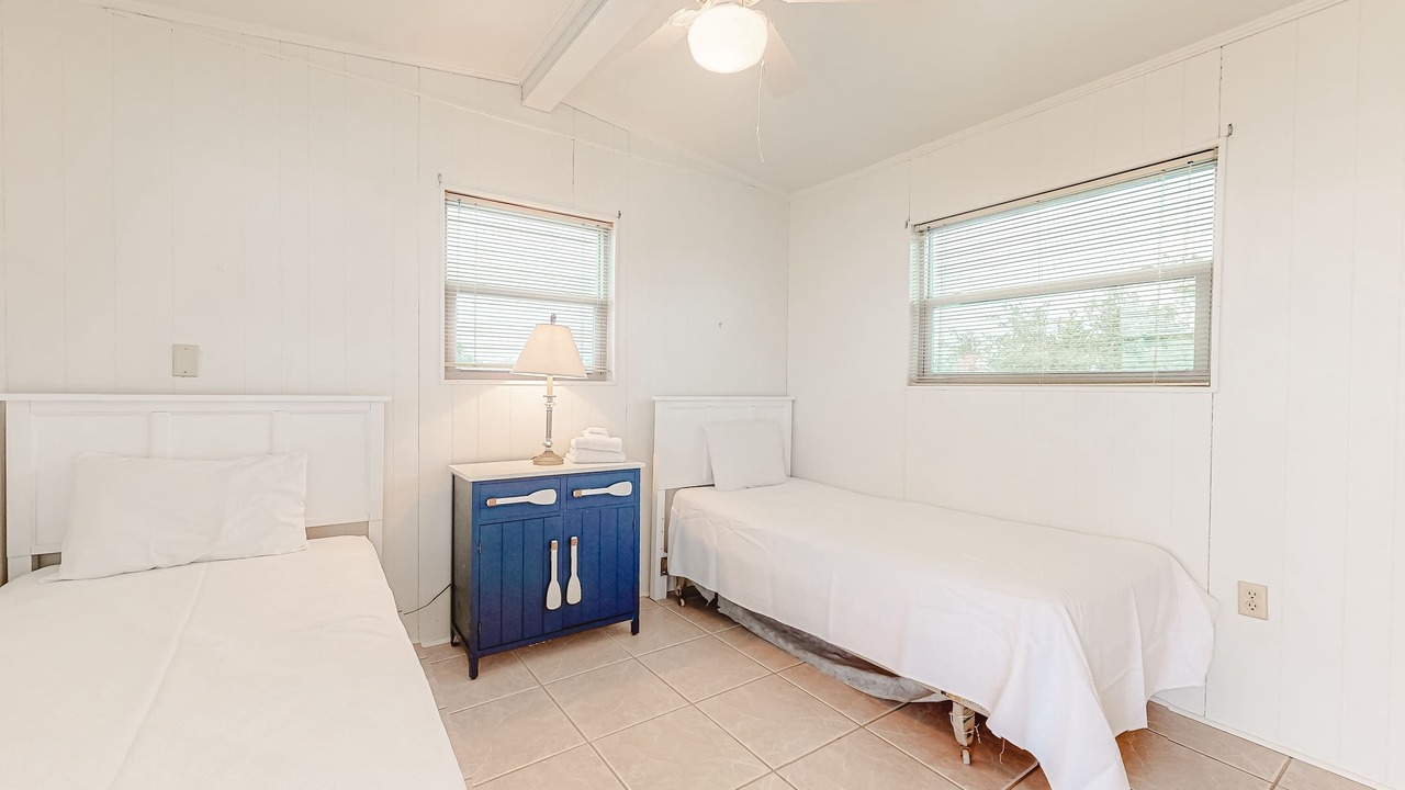 Photo of Bedroom in Surf Side Shores
