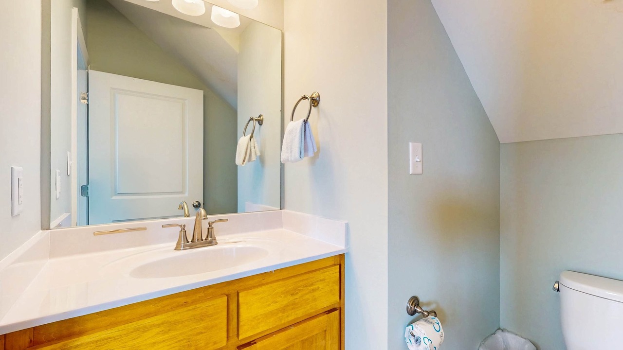 Photo of Bathroom in Audubon Place