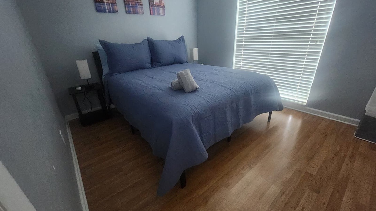 Photo of Bedroom in Timberlane Woodlake