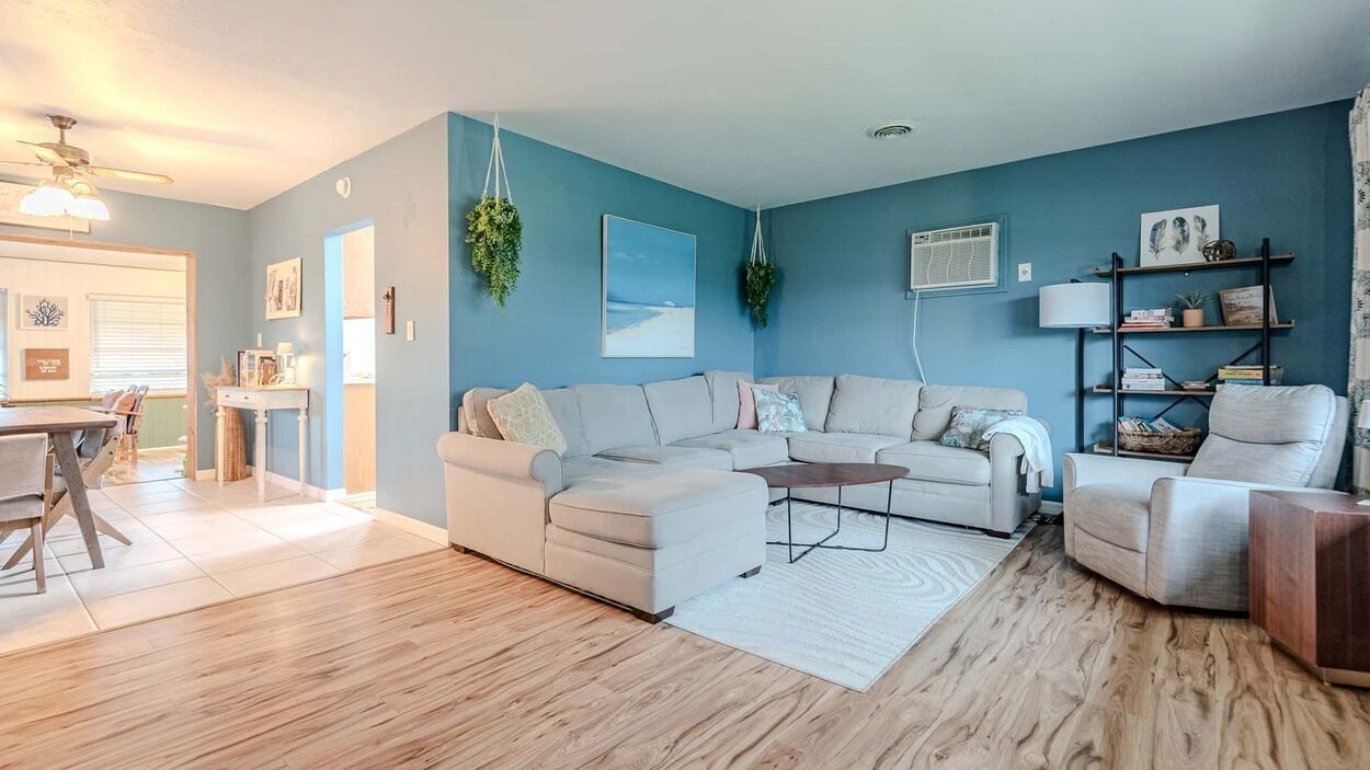 Photo of Livingroom in Venice Gardens