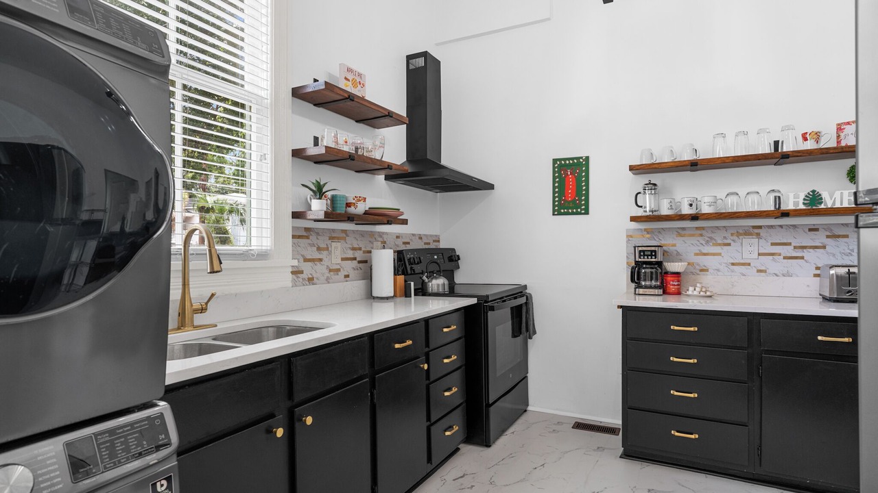 Photo of Kitchen in Savannah Victorian District