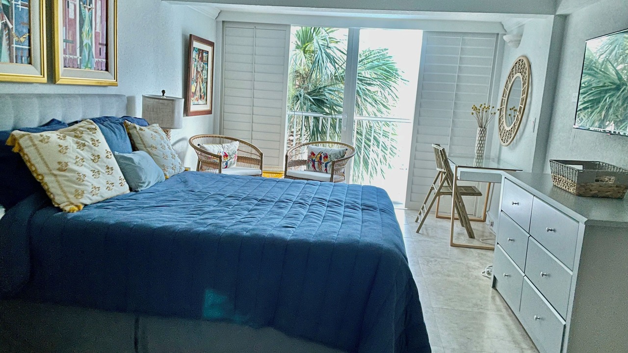 Photo of Bedroom in Key Biscayne