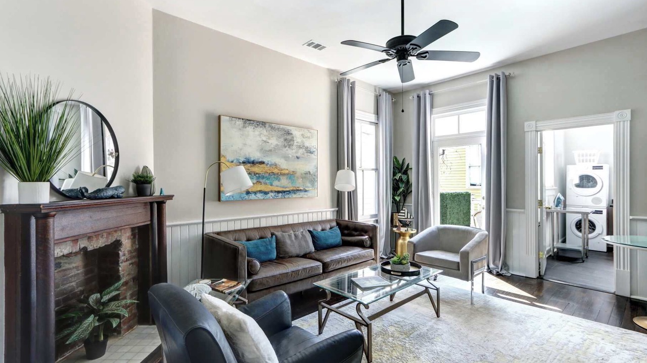 Photo of Livingroom in Beach Institute