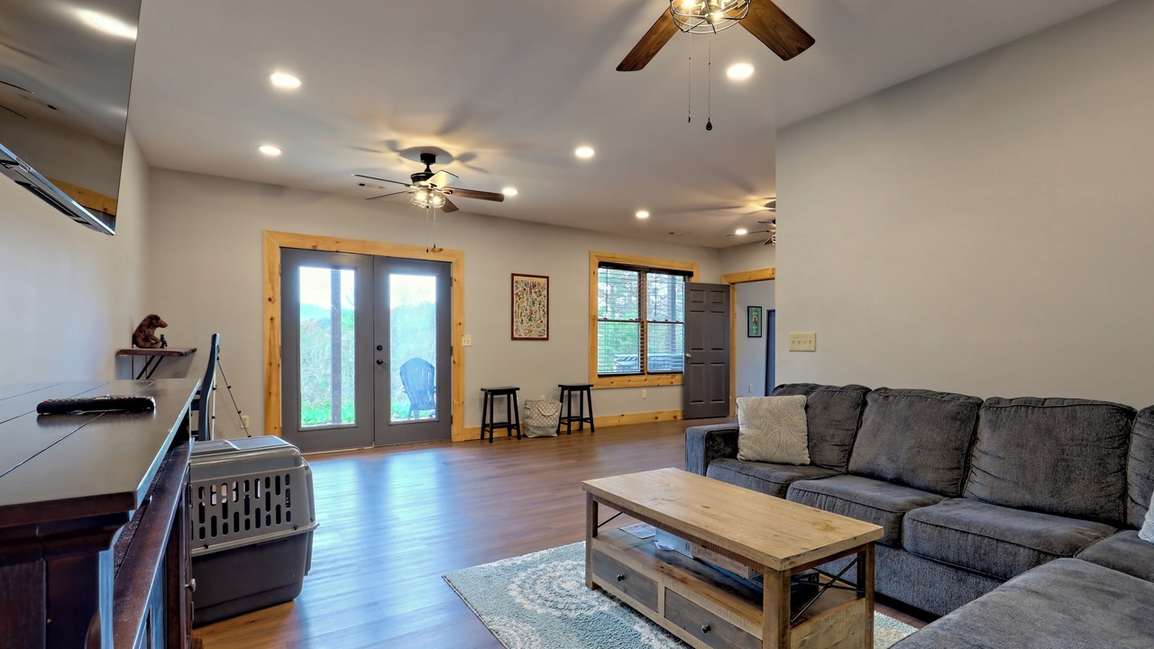 Photo of Livingroom in Epworth