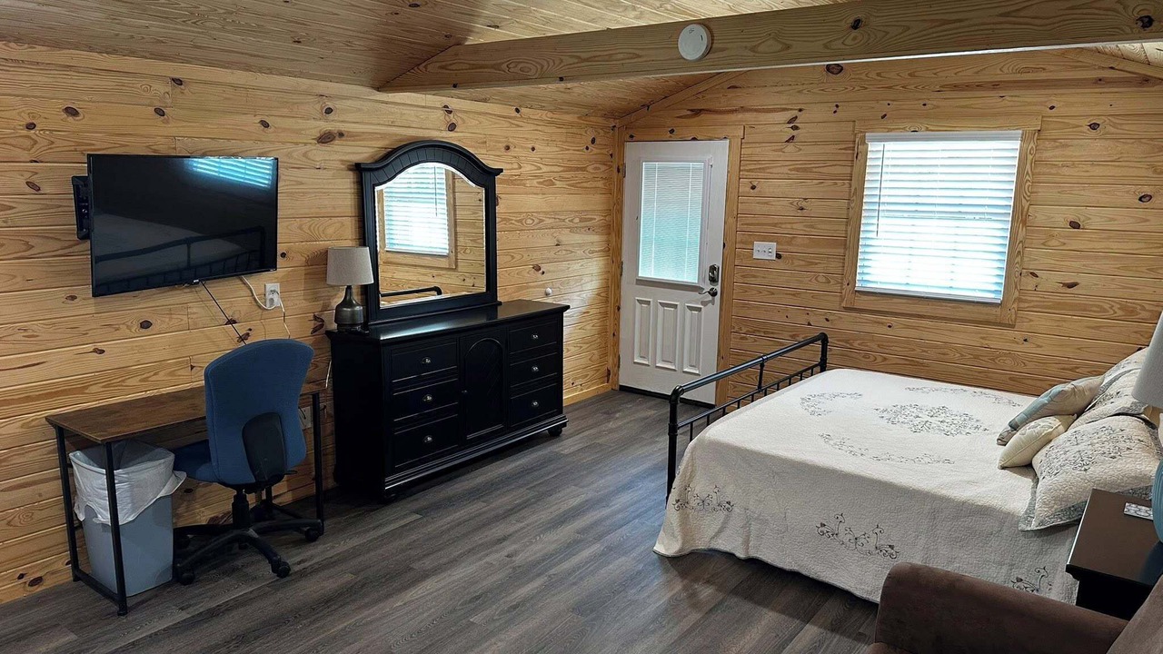 Photo of Bedroom in Starkville