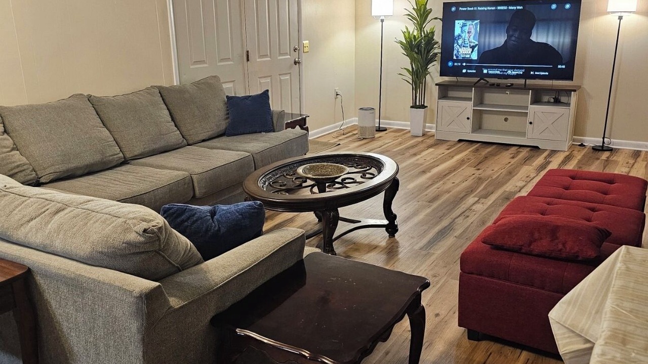 Photo of Livingroom in Alamo