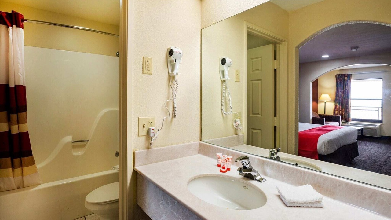 Photo of Bathroom in Port Allen