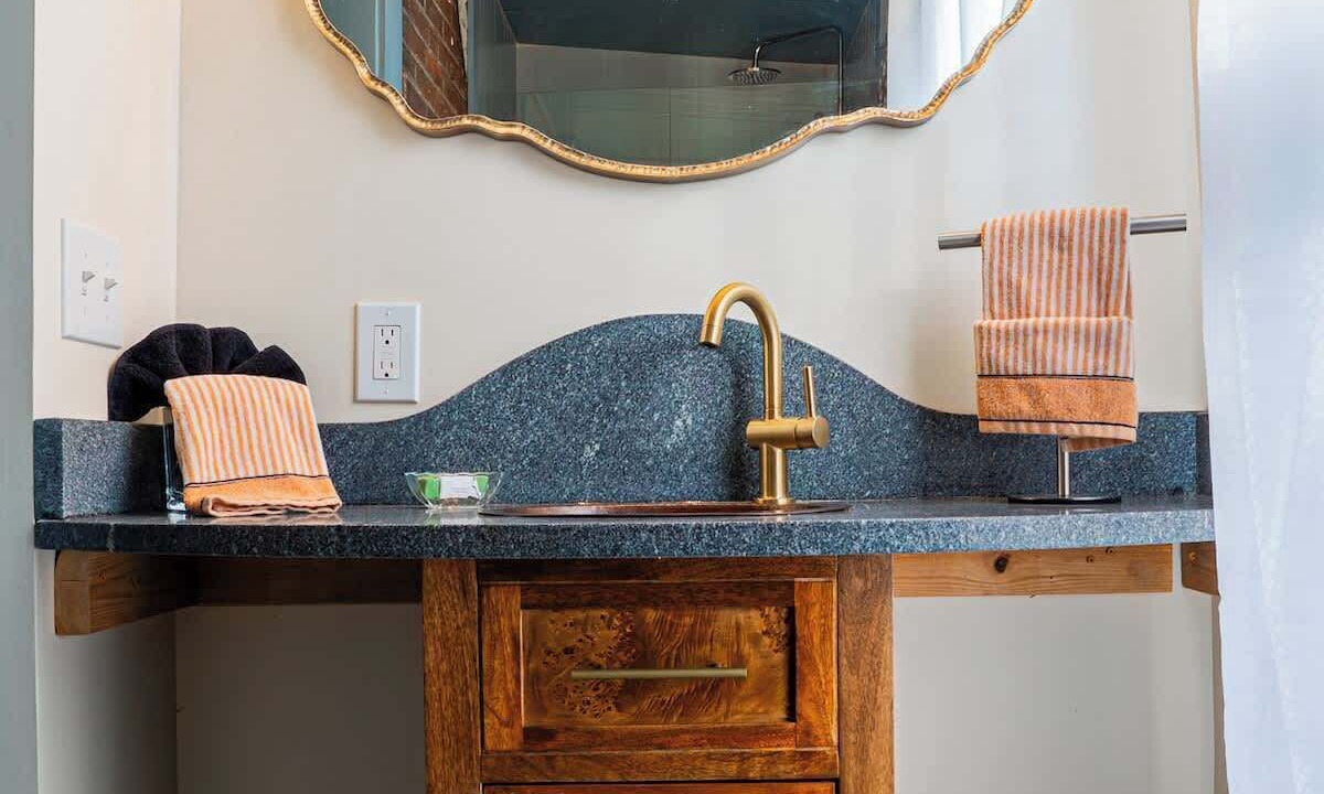 Photo of Bathroom in Maryville